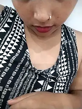 Snapshot of Sexy_Divya__ chatting on July 26, 7:59 am Sexy Divya online show from July 26, 7:59 am