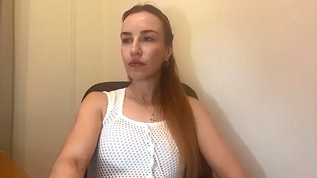 Nyxelia  online show from December 16, 8:30 am