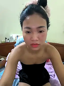 Lynly k2 online show from May 7, 1:44 am