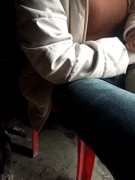 Lynn-122 online show from May 2, 2:27 am