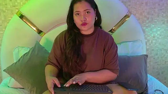 aria sm online show from December 14, 3:12 am