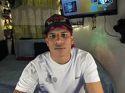 JUANBIGCOCK21CM online show from June 24, 4:00 am