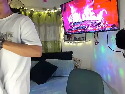 JUANBIGCOCK21CM online show from June 24, 11:59 pm
