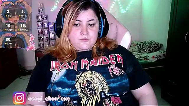 PixelAurora online show from November 14, 6:28 pm