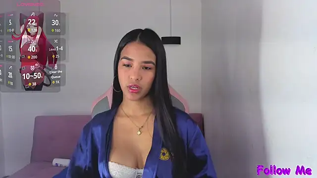 alexandraclaire9 online show from February 8, 1:36 pm