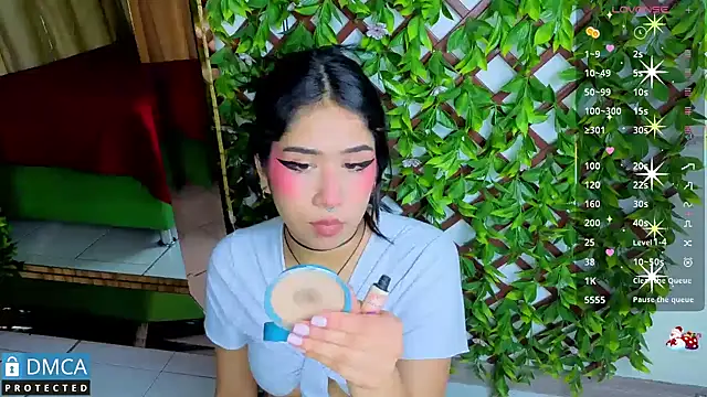 sofia sstonee  online show from March 4, 7:09 pm