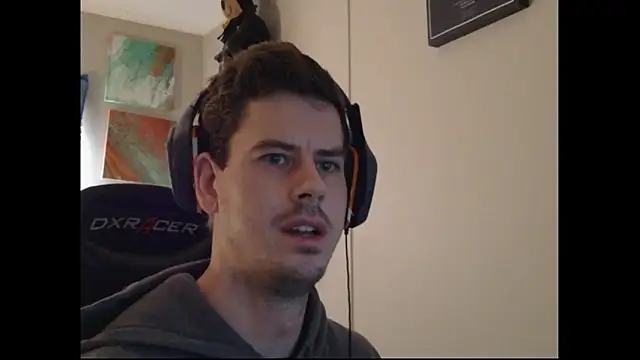 JayAmaze online show from February 8, 9:07 pm