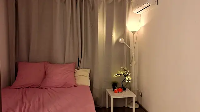 mybayby online show from April 30, 4:13 pm