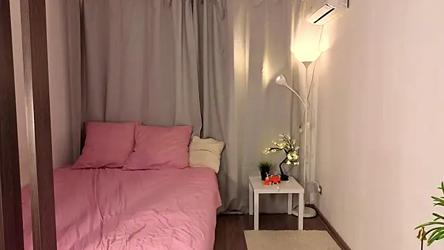 mybayby online show from May 3, 4:02 pm