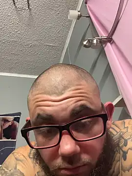 trickydickydaddy online show from December 23, 8:45 am