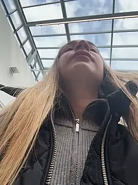 SashaCatt online show from March 9, 9:13 am