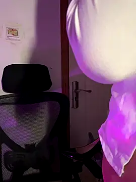 xoxo7799 online show from November 15, 3:19 pm