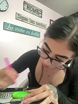 SCARLETT INK  online show from May 8, 11:59 am