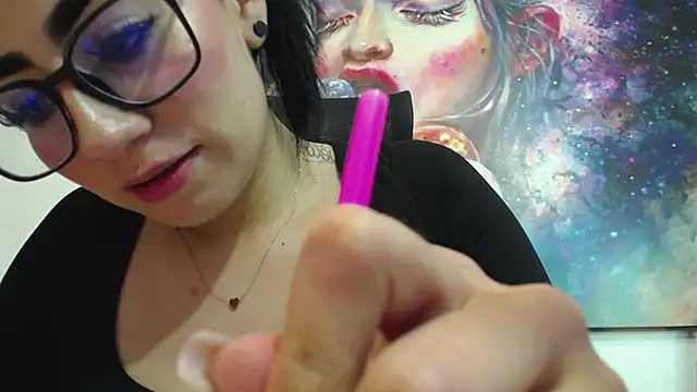SCARLETT INK  online show from May 9, 12:10 pm