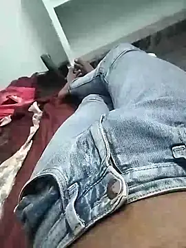 Snapshot of LEOMEGHA2026 chatting on January 8, 7:54 am LEOMEGHA2026 online show from January 8, 7:54 am