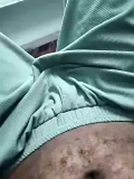 Snapshot of LEOMEGHA2026 chatting on February 24, 9:29 am LEOMEGHA2026 online show from February 24, 9:29 am