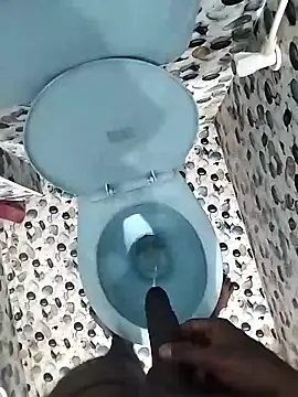 Snapshot of LEOMEGHA2026 chatting on March 10, 5:29 pm LEOMEGHA2026 online show from March 10, 5:29 pm