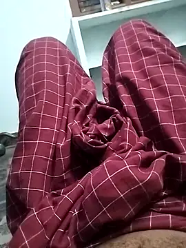 Snapshot of LEOMEGHA2026 chatting on March 12, 4:35 pm LEOMEGHA2026 online show from March 12, 4:35 pm