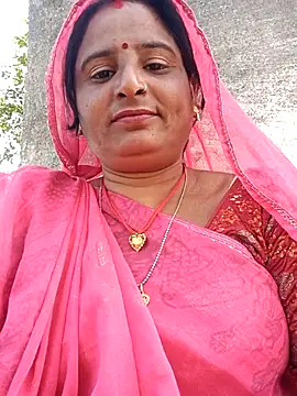 Quin love143 online show from February 12, 9:26 am