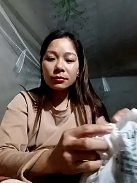 Lyla john online show from December 17, 12:49 am