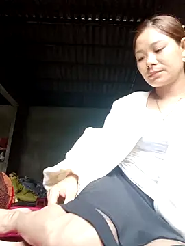 Lyla john online show from March 16, 2:17 am