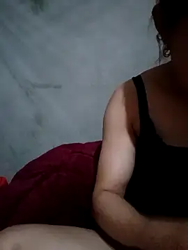 Lyla john online show from April 3, 1:42 pm