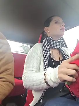 Snapshot of MickNanaa chatting on January 6, 10:52 am MickNanaa online show from January 6, 10:52 am