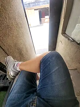 Saddamzaid1985 online show from April 26, 6:55 am