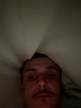 Snapshot of groschibre40100 chatting on November 22, 12:09 am groschibre40100 online show from November 22, 12:09 am