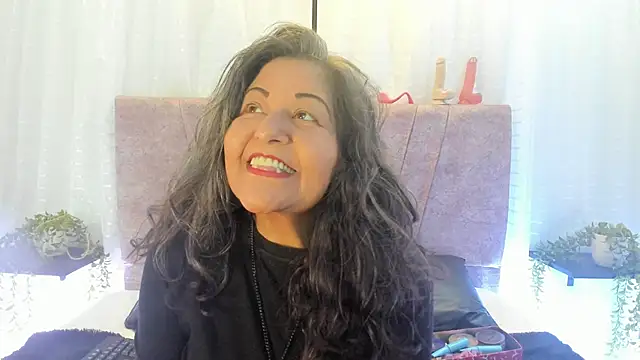 Snapshot of Victoriaa_Anderson chatting on April 6, 1:45 pm Victoriaa Anderson online show from April 6, 1:45 pm