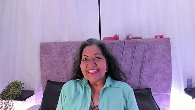 Snapshot of Victoriaa_Anderson chatting on April 16, 1:45 pm Victoriaa Anderson online show from April 16, 1:45 pm
