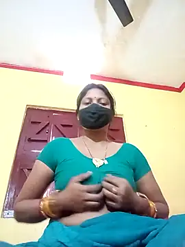 Snapshot of Hotbhabhi_089 chatting on February 4, 3:01 am Hotbhabhi 089 online show from February 4, 3:01 am