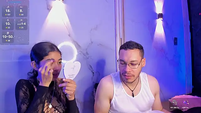 Aron and molly online show from December 5, 11:52 am