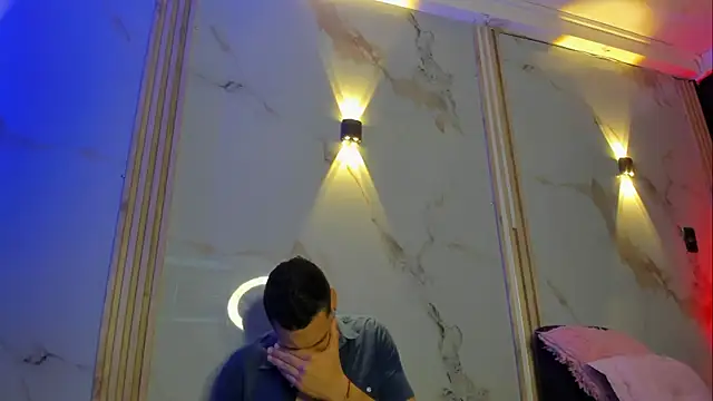 Aron and molly online show from February 7, 12:09 pm