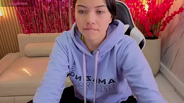 Snapshot of venus_velvet_tp chatting on February 25, 12:26 pm venus velvet tp online show from February 25, 12:26 pm