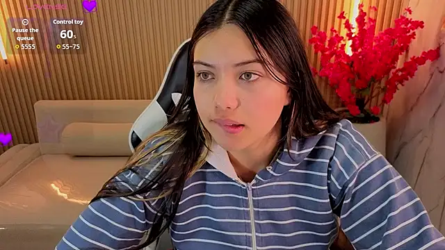 Snapshot of venus_velvet_tp chatting on March 11, 1:06 pm venus velvet tp online show from March 11, 1:06 pm