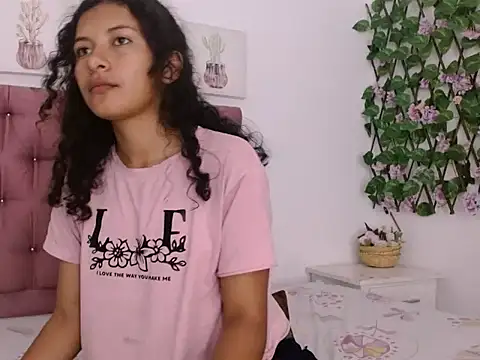 Sou Sweet online show from November 18, 7:40 pm