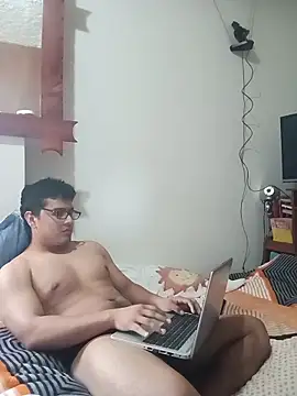 Snapshot of Zack1225 chatting on December 19, 2:57 pm Zack1225 online show from December 19, 2:57 pm