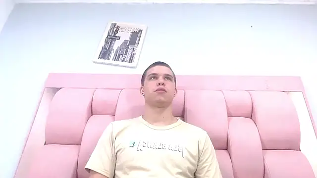 Liam York  online show from November 14, 12:26 pm