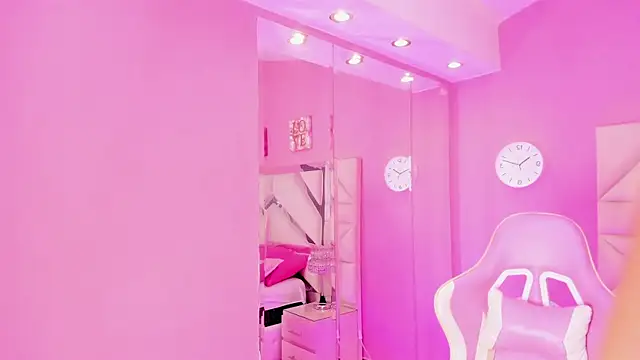 Sara connor01 online show from November 26, 7:48 pm