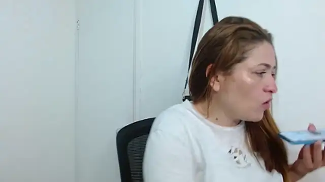 dayan hanks online show from March 7, 10:07 pm