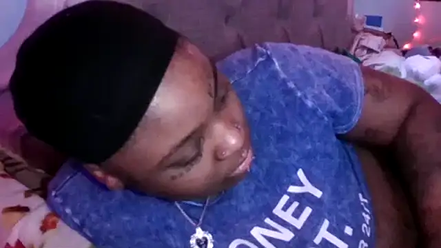 Dusaa  online show from February 17, 8:59 pm