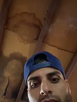 Snapshot of Bebe_Ardiente97 chatting on December 20, 5:53 pm Bebe Ardiente97 online show from December 20, 5:53 pm