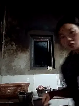 blonde blg online show from February 11, 11:59 am