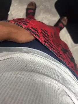 Snapshot of Mr_Sirthedom chatting on November 17, 6:24 pm Mr Sirthedom online show from November 17, 6:24 pm