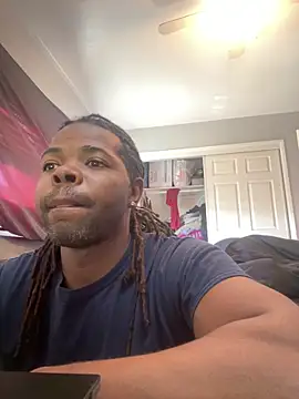 Snapshot of Mr_Sirthedom chatting on March 21, 10:24 pm Mr Sirthedom online show from March 21, 10:24 pm