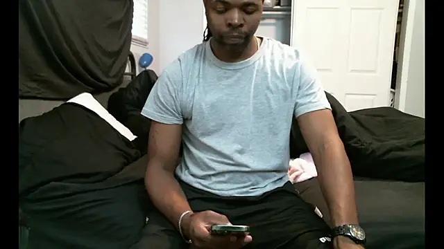 Snapshot of Mr_Sirthedom chatting on April 2, 1:58 am Mr Sirthedom online show from April 2, 1:58 am