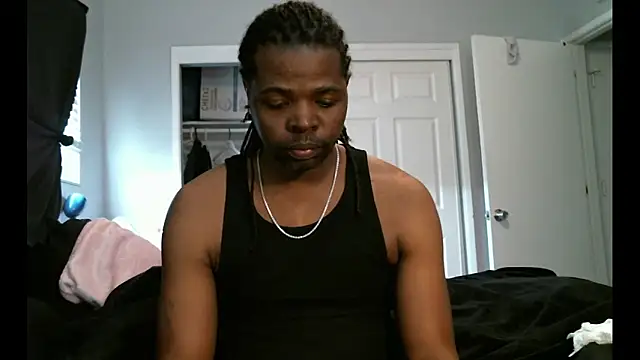 Snapshot of Mr_Sirthedom chatting on April 15, 8:53 pm Mr Sirthedom online show from April 15, 8:53 pm