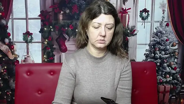 RoseHille online show from January 11, 6:18 am