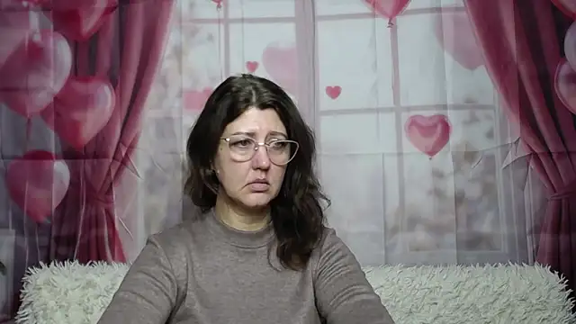 Snapshot of RoseHille chatting on March 1, 6:15 am RoseHille online show from March 1, 6:15 am